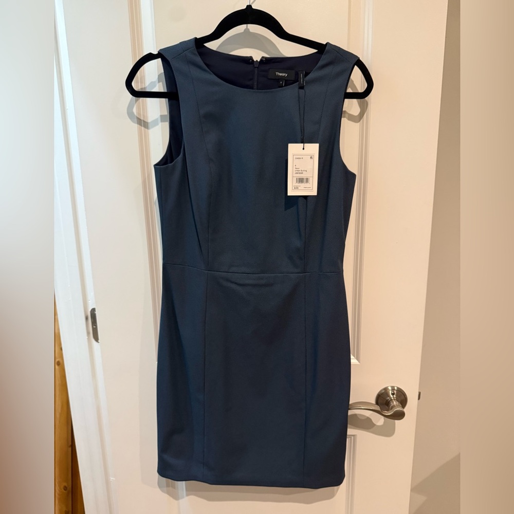 Theory Cassi R Dress Size 6 Navy Urban Suiting Sheath Work Dress NWT